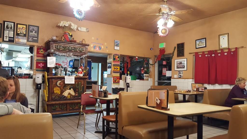 Santiagos Mexican Restaurant | restaurant | 1150 E Bridge St, Brighton, CO 80601, USA | 3036596393 OR +1 303-659-6393