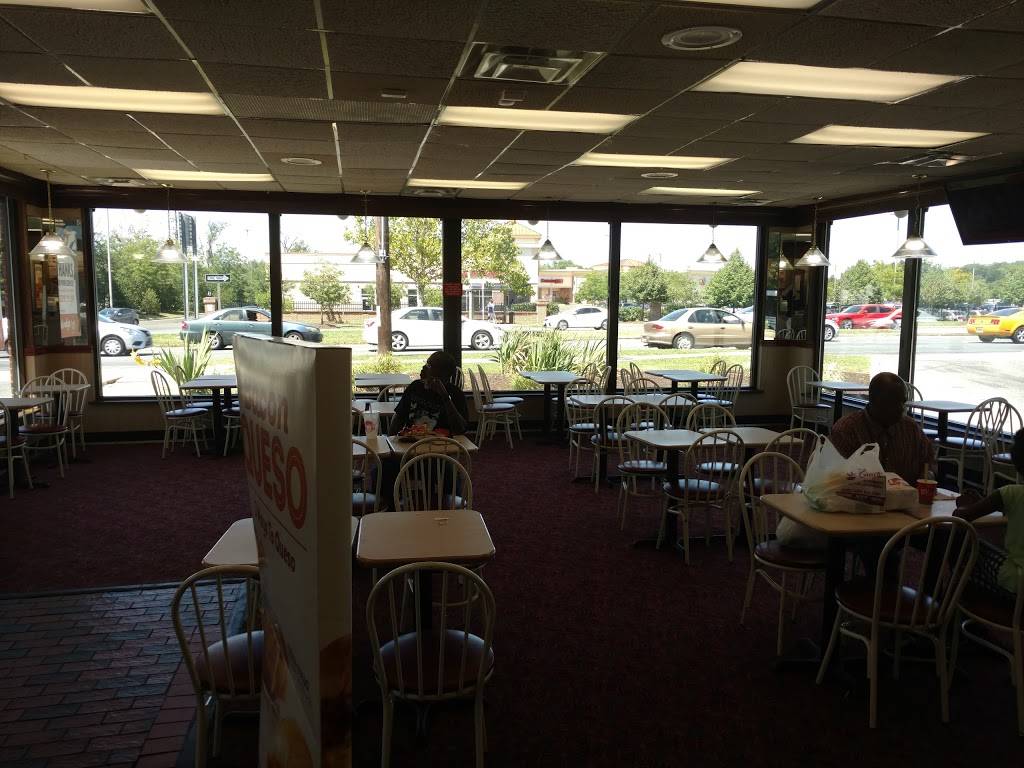 Wendys | restaurant | 5425 Silver Hill Rd, District Heights, MD 20747, USA | 3015680088 OR +1 301-568-0088