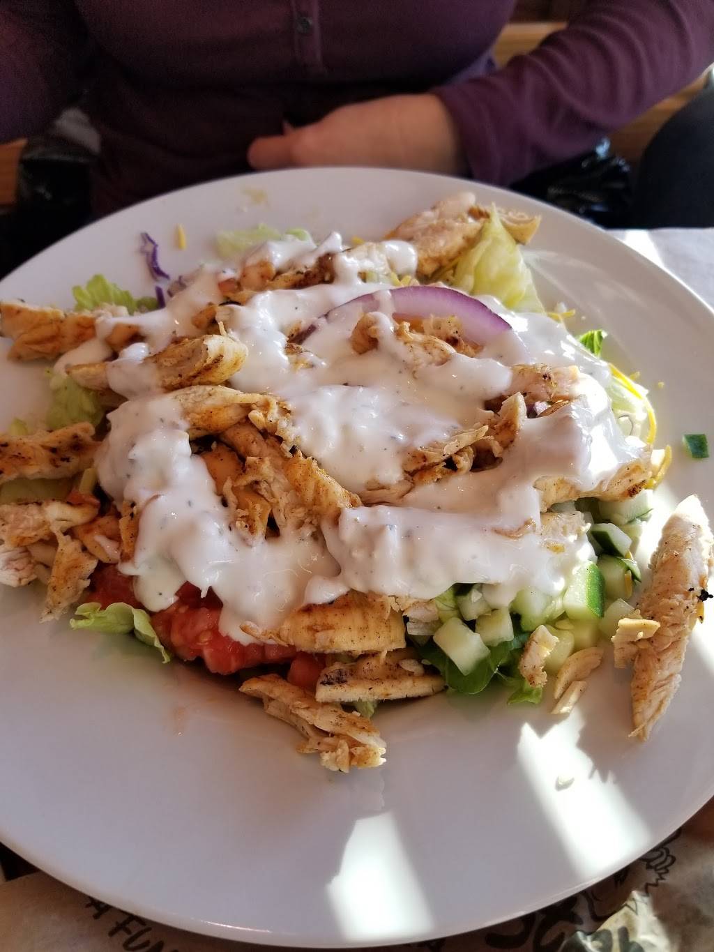 Roosters | restaurant | 400 W Main St, Xenia, OH 45385, USA | 9373764444 OR +1 937-376-4444