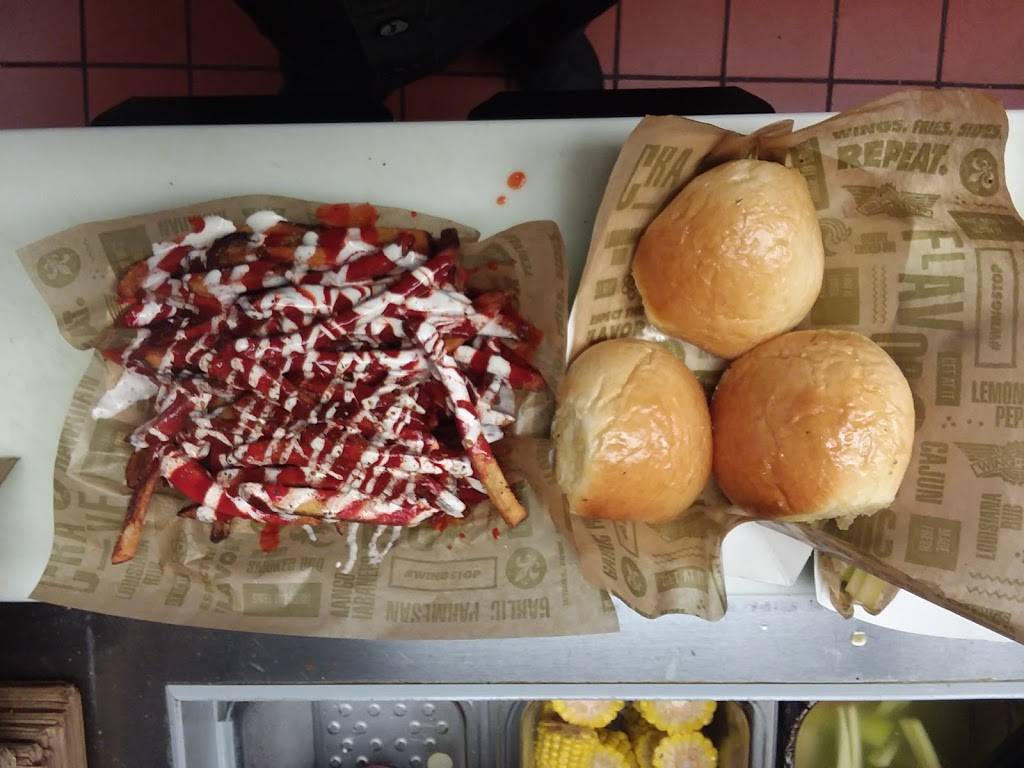 Wingstop | restaurant | 8201 E Washington St, Indianapolis, IN 46219, USA | 4632212961 OR +1 463-221-2961