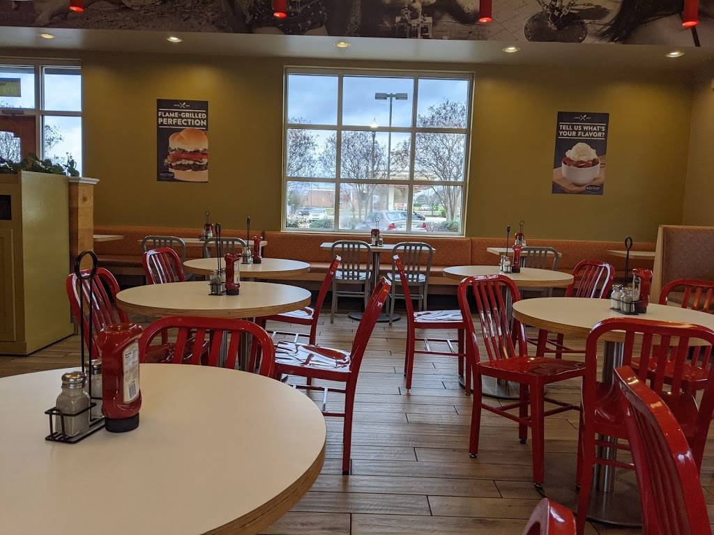 Back Yard Burgers | restaurant | 1863 Main St, Madison, MS 39110, USA | 6018561449 OR +1 601-856-1449