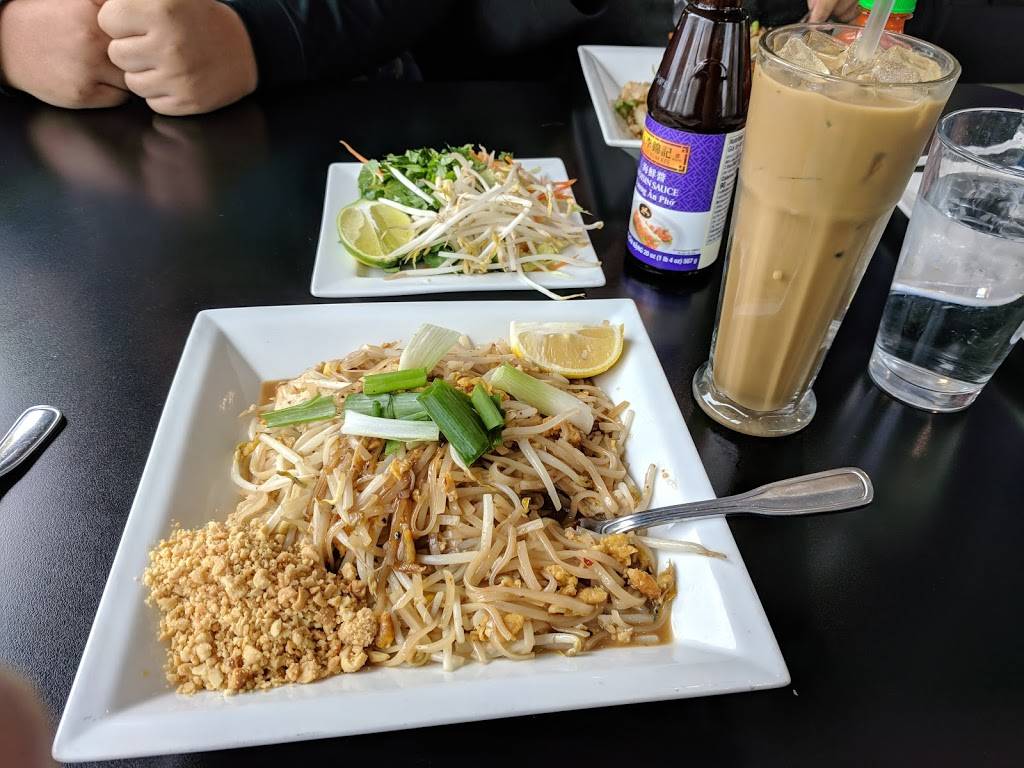 The Kings Thai Cuisine | restaurant | 7890 University Ave NE, Fridley, MN 55432, USA | 7635711188 OR +1 763-571-1188