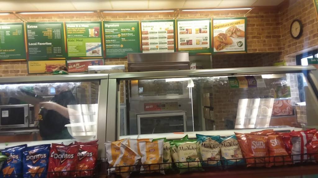 Subway | restaurant | 603 W Fleeman St, Manila, AR 72442, USA | 8705618044 OR +1 870-561-8044