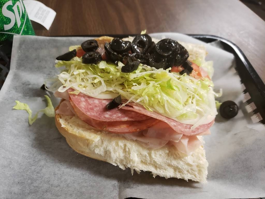 Pauls Italian Deli & Restaurant | restaurant | 812 E Vine St, Kissimmee, FL 34744, USA | 4079330766 OR +1 407-933-0766