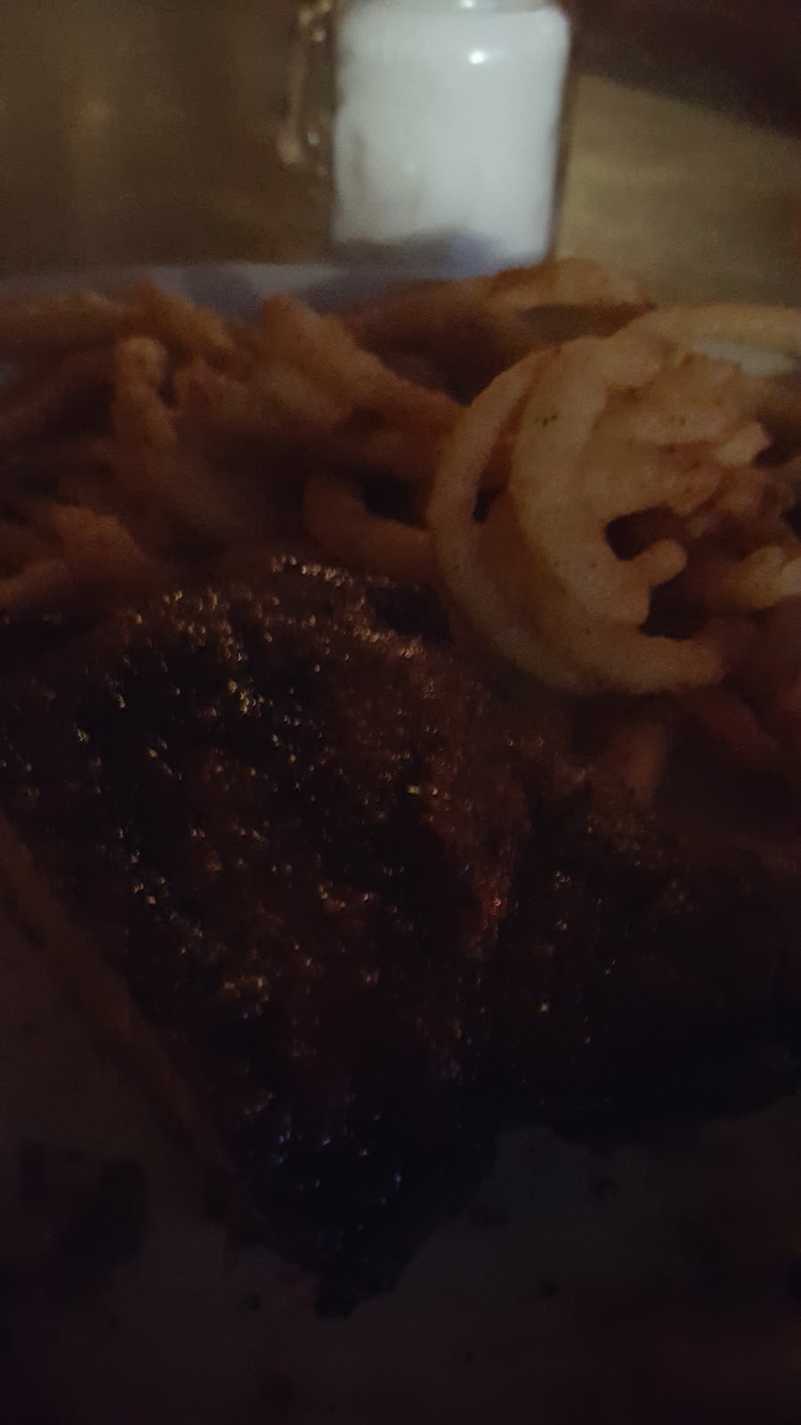 Charlies Bar & Grill | restaurant | 518 N Main St, Gage, OK 73843, USA | 5809237717 OR +1 580-923-7717