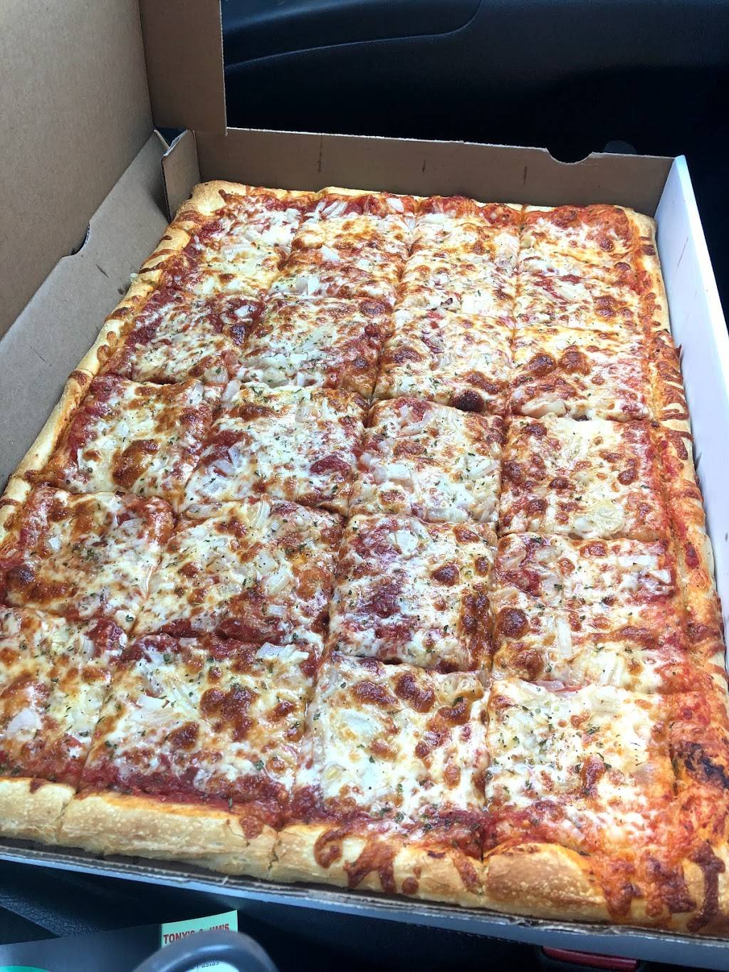 Tony & Jims Place | restaurant | 10 Flowertown Ave, Brampton, ON L6X 2J9, Canada | 9054528411 OR +1 905-452-8411