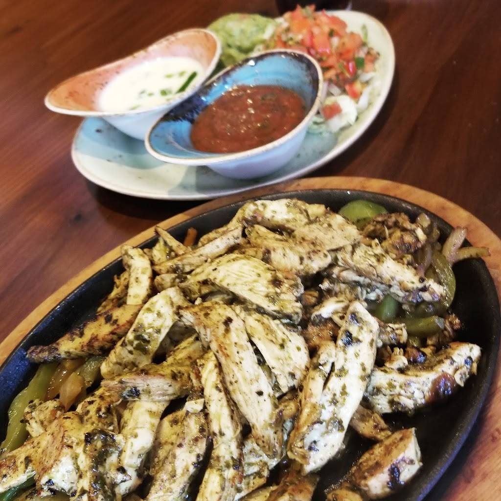 RuRus Tacos & Tequila | restaurant | 159 E Bay St, Charleston, SC 29401, USA | 8436373686 OR +1 843-637-3686