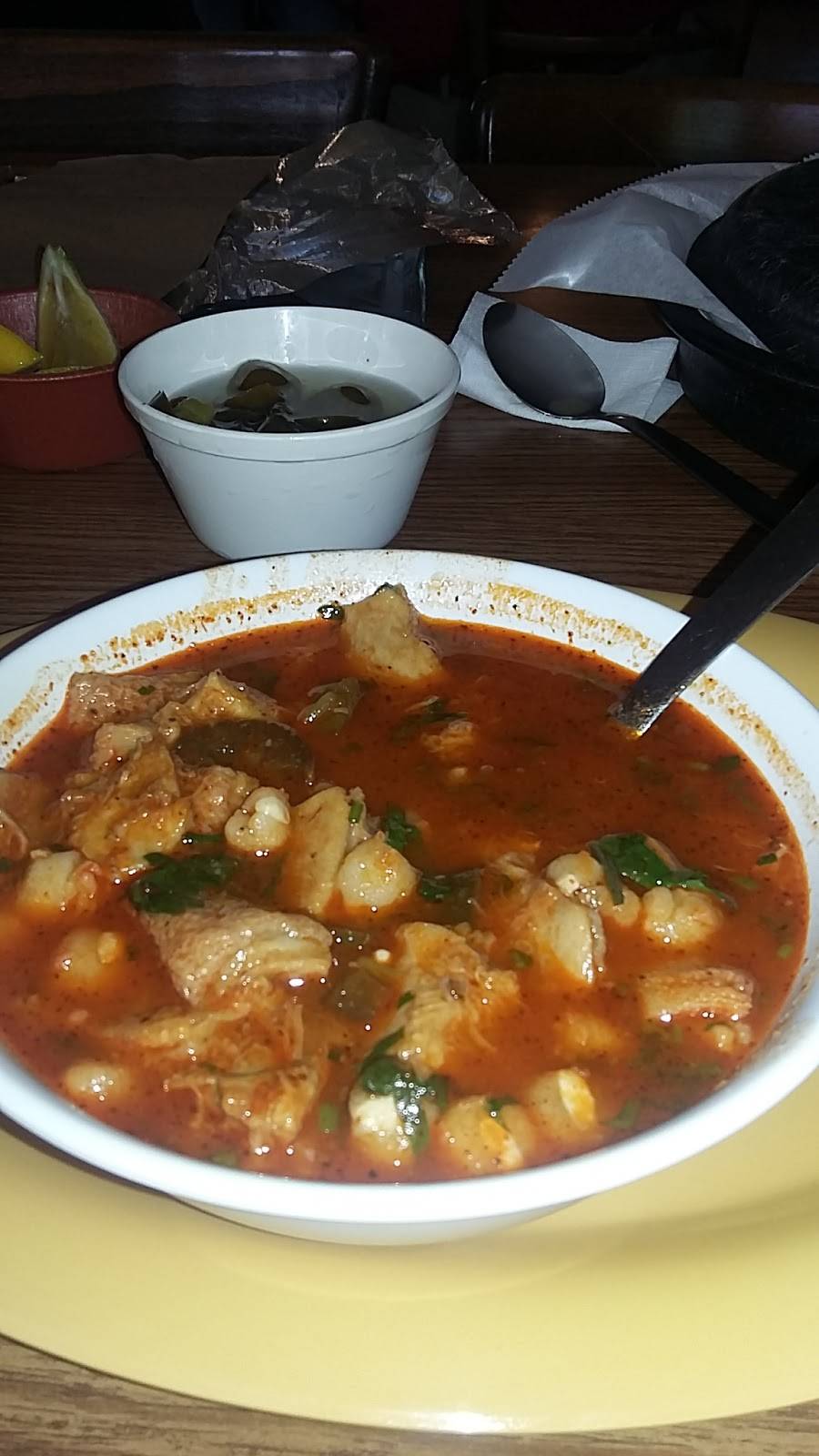 El Rancho Mexican Restaurant | restaurant | 615 2nd St, Pleasanton, TX 78064, USA | 8305693305 OR +1 830-569-3305