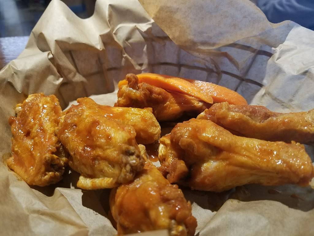 Consumers Pub at the Park | restaurant | One James D. Griffin Plaza, Coca-Cola Field, 275 Washington St, Buffalo, NY 14203, USA | 7168462100 OR +1 716-846-2100