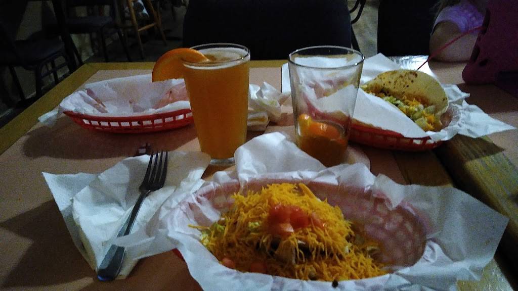 Bobbies Place | restaurant | 422 W Pine St, Raymore, MO 64083, USA | 8162650155 OR +1 816-265-0155