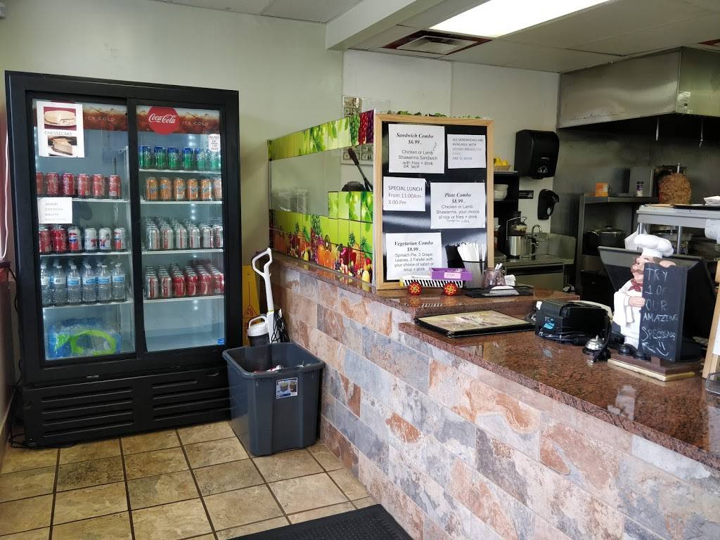shawarma corner | restaurant | 24030 W 10 Mile Rd, Southfield, MI 48033, USA | 2483277363 OR +1 248-327-7363