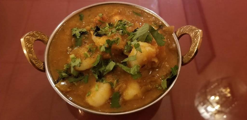 Tandoor Indian Cuisine | restaurant | 170 Main St #4, Middletown, CT 06457, USA | 8603466600 OR +1 860-346-6600