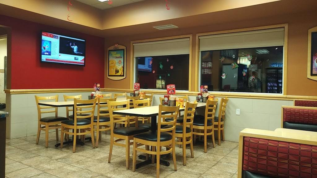 Dairy Queen Grill & Chill | restaurant | 288 Main St, Wasaga Beach, ON L9Z 2N6, Canada | 7053523737 OR +1 705-352-3737