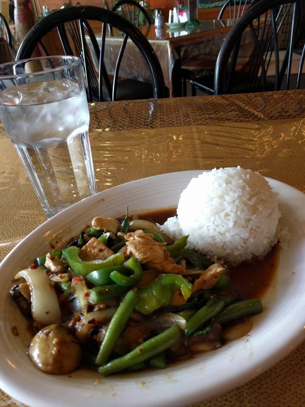 Mai Thai Restaurant | restaurant | 697 N Cass Ave, Westmont, IL 60559, USA | 6304554298 OR +1 630-455-4298