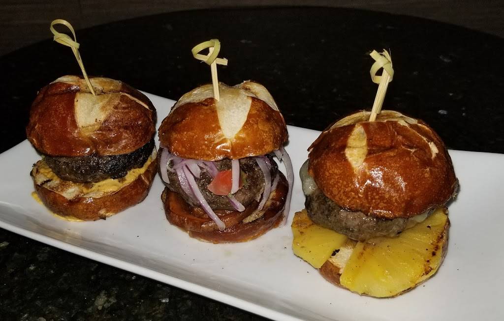 Amaru Bar | restaurant | 84-13 Northern Blvd, Jackson Heights, NY 11372, USA | 7182055577 OR +1 718-205-5577