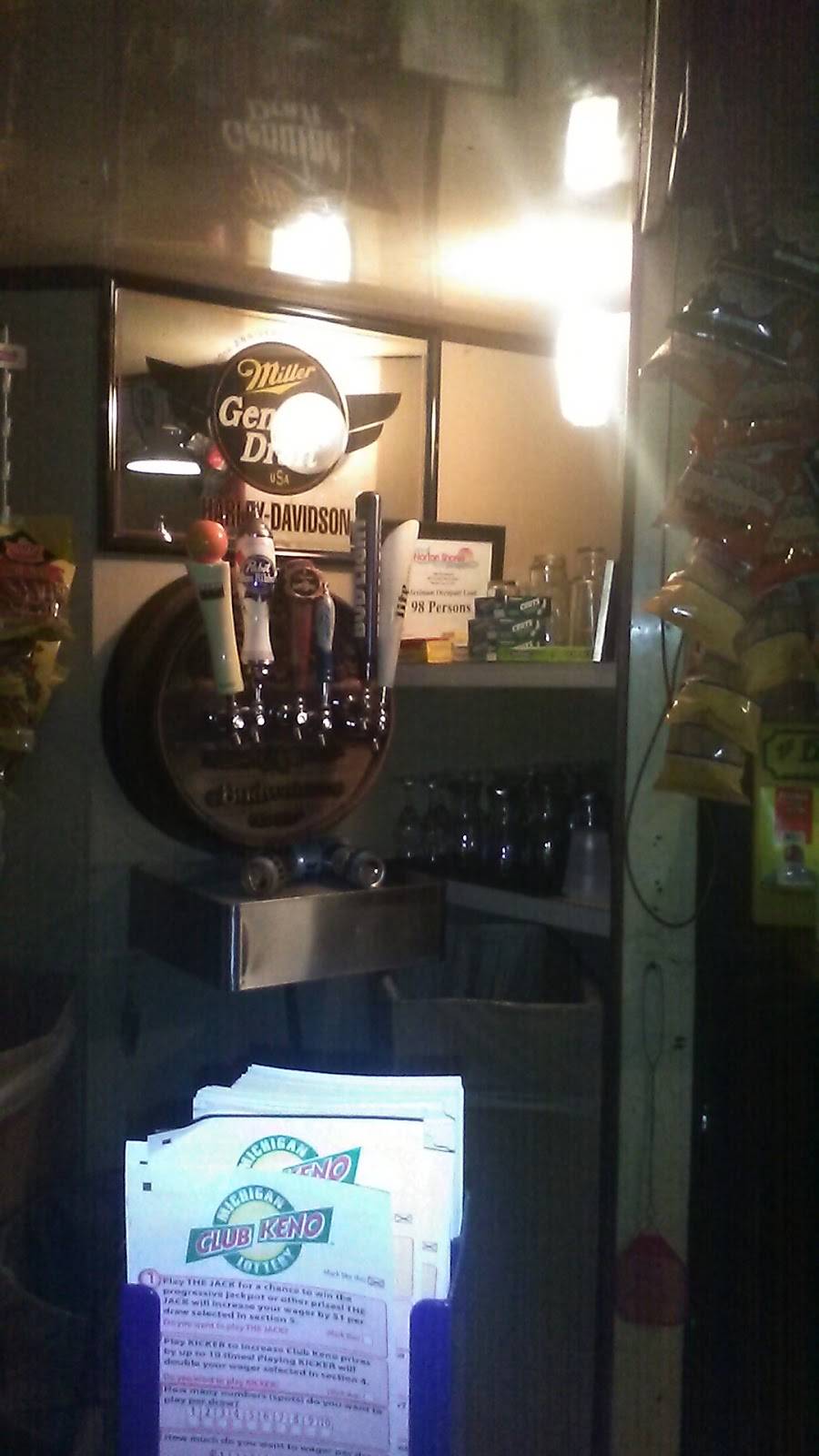 Old Homestead Tavern | restaurant | 4814 Grand Haven Rd, Norton Shores, MI 49441, USA | 2317981356 OR +1 231-798-1356