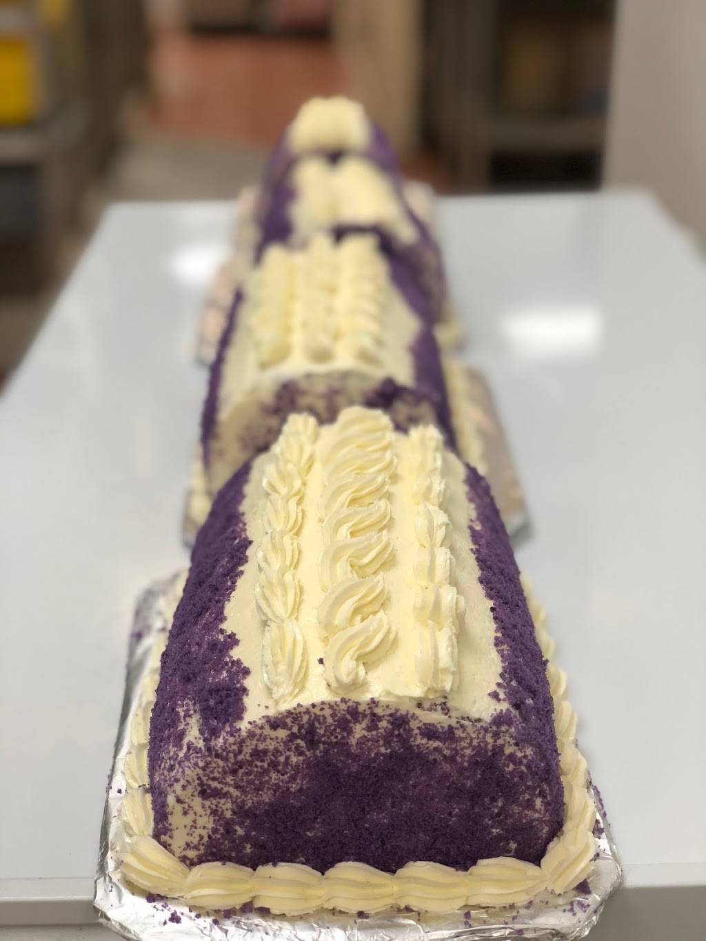 Kalesa Grill Catering | bakery | 20171 Saticoy St, Winnetka, CA 91306, USA | 8188828977 OR +1 818-882-8977