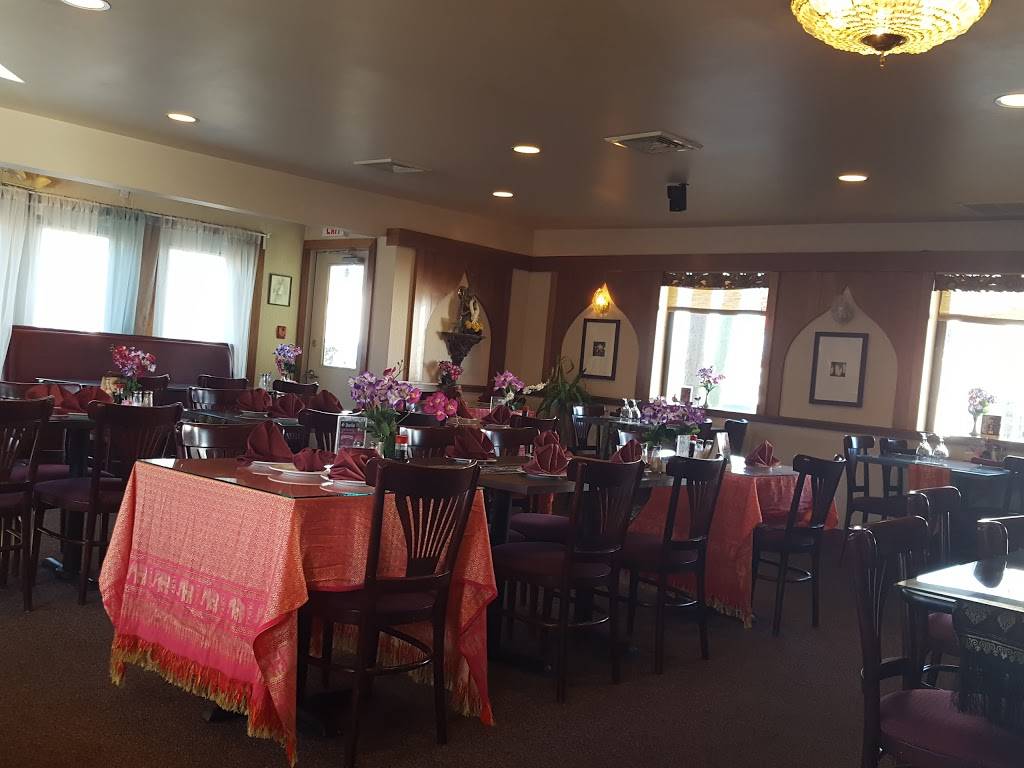 Siam Orchids | restaurant | 899 W Main St, Branford, CT 06405, USA | 2034836993 OR +1 203-483-6993