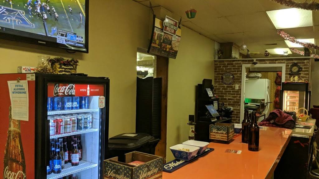 McFanns Sak N Pak | restaurant | 2594 Paw Paw Creek Rd, Rivesville, WV 26588, USA | 3042782020 OR +1 304-278-2020