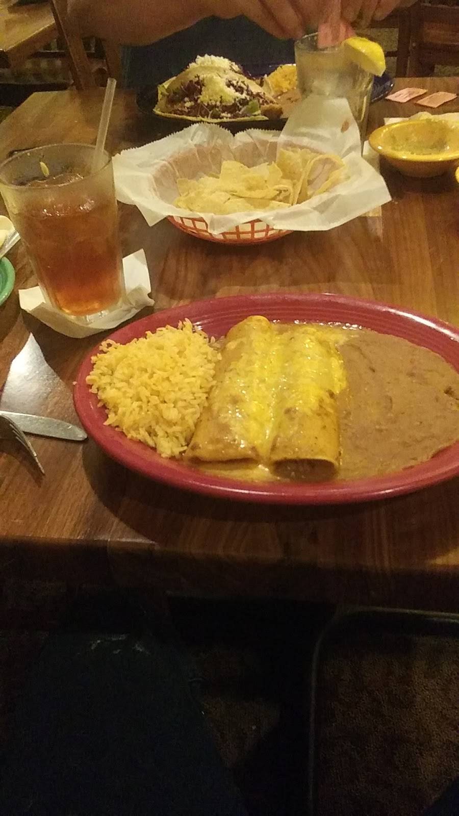 Estrellita Taqueria & Sport’s Bar | restaurant | 11350 Hirsch Rd, Houston, TX 77016, USA | 8329946536 OR +1 832-994-6536