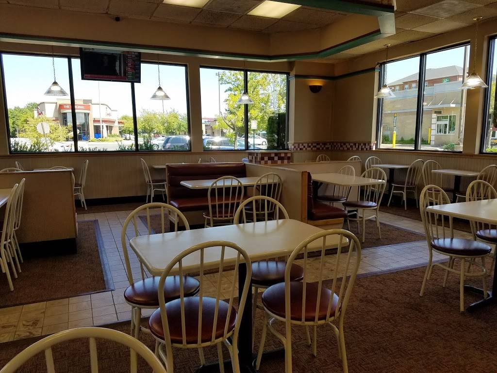 Wendys | restaurant | 14445 Brookfield Tower Dr, Chantilly, VA 20151, USA | 7038029331 OR +1 703-802-9331