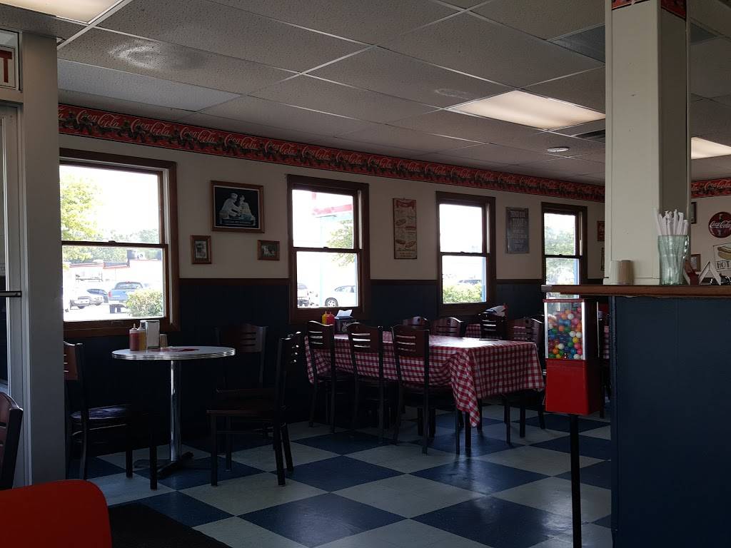 Lebanon Milky Way | restaurant | 836 Indianapolis Ave, Lebanon, IN 46052, USA | 7654821940 OR +1 765-482-1940