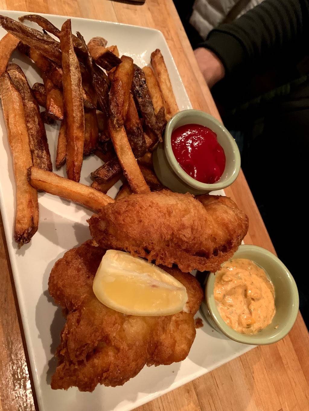 2 Hopewell Bistro & Bar | restaurant | 2 Hopewell Rd, South Glastonbury, CT 06073, USA | 8606339600 OR +1 860-633-9600