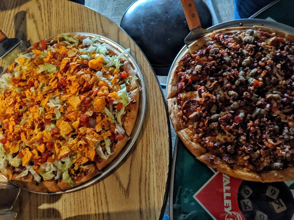 The Main Event | restaurant | 3819 State St, Bettendorf, IA 52722, USA | 5633553938 OR +1 563-355-3938