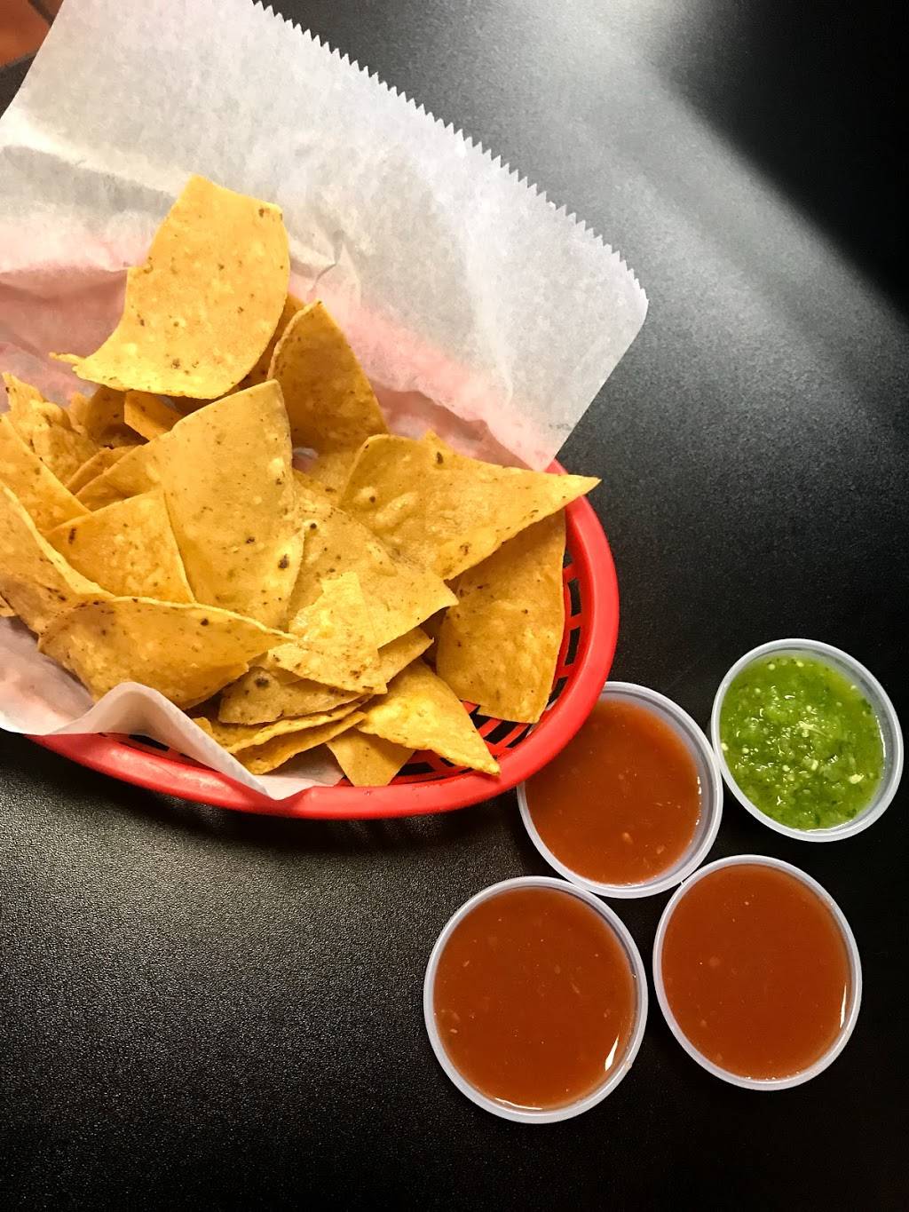 Teka Molino | restaurant | 7231 San Pedro Ave, San Antonio, TX 78216, USA | 2103447281 OR +1 210-344-7281