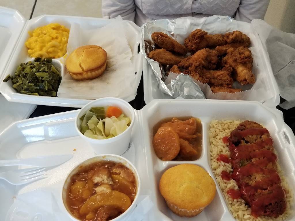 MRS. Ts Place | restaurant | 305 Pine St, Leesburg, FL 34748, USA | 3524313217 OR +1 352-431-3217