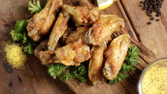 Detroit Wing Company | restaurant | 17535 E 9 Mile Rd, Eastpointe, MI 48021, USA | 5862043156 OR +1 586-204-3156