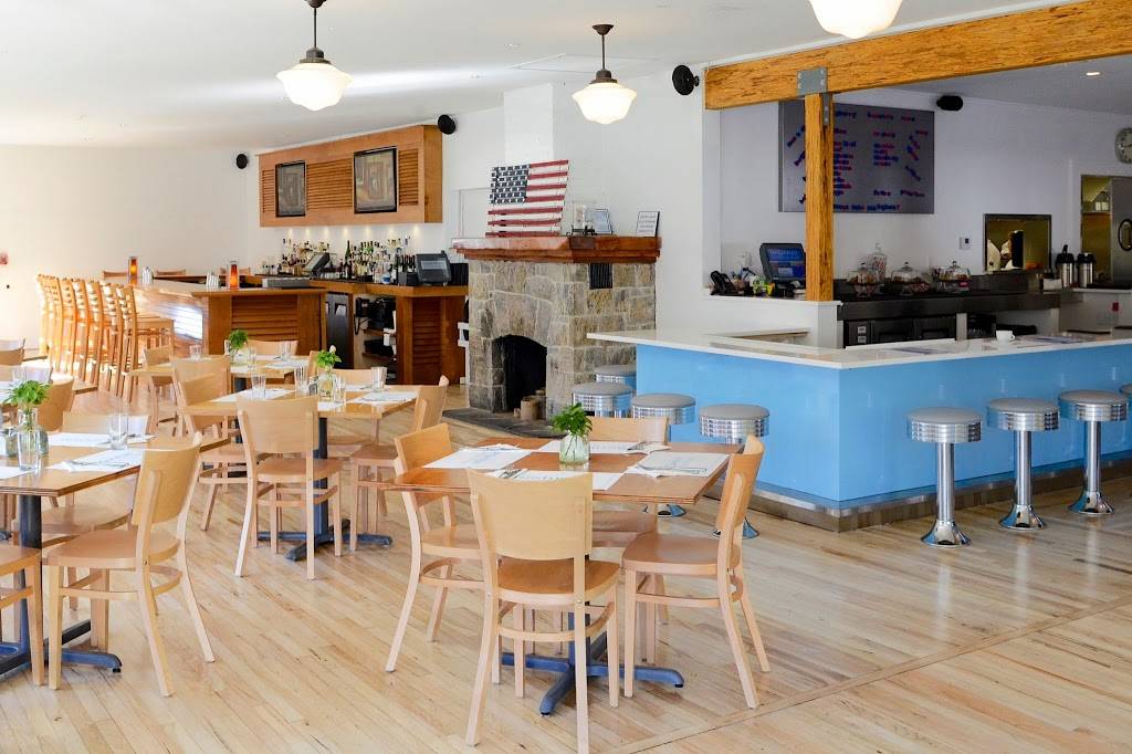 Highway | restaurant | 290 Montauk Hwy, East Hampton, NY 11937, USA | 6315275372 OR +1 631-527-5372