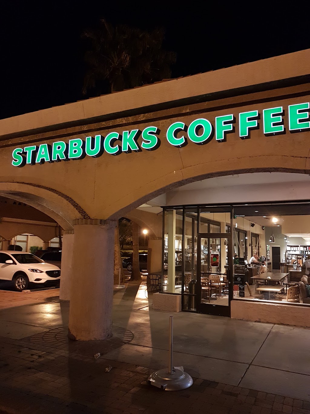 Starbucks | cafe | 2210 W Southern Ave, Mesa, AZ 85202, USA | 4808335593 OR +1 480-833-5593