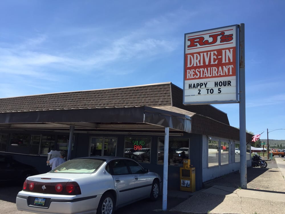 RJs Restaurant | restaurant | 920 W Tyler St, Burns, OR 97720, USA | 5415736346 OR +1 541-573-6346