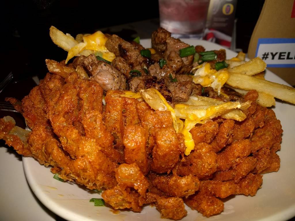 Outback Steakhouse | restaurant | 13010 Middlebelt Rd, Livonia, MI 48150, USA | 7345252476 OR +1 734-525-2476