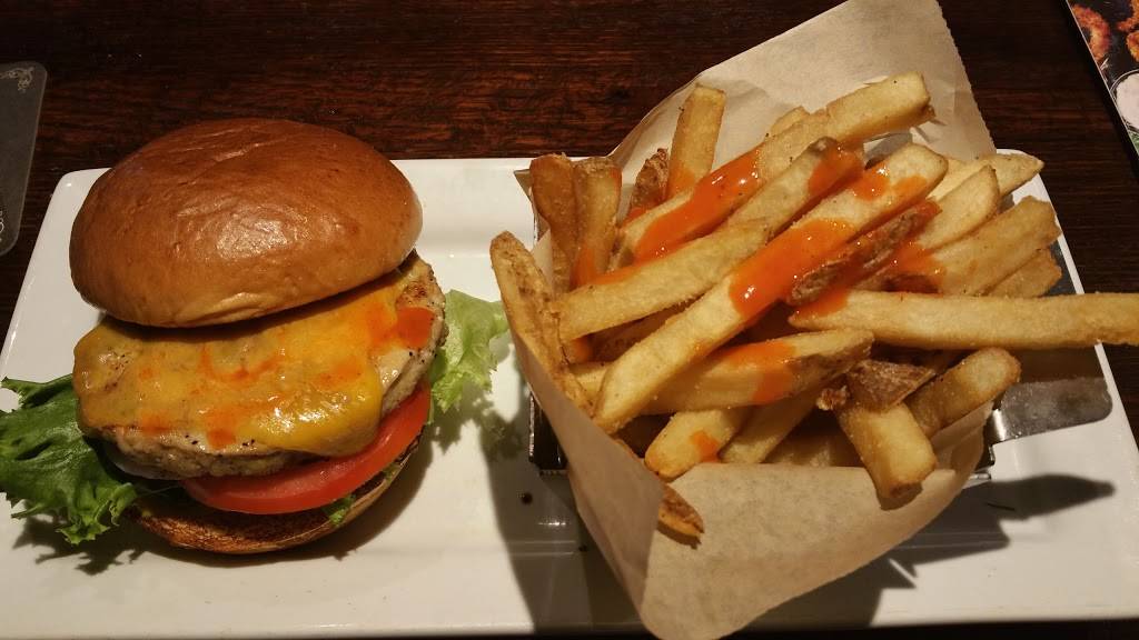 Chilis Grill & Bar | meal takeaway | 7385 W Colonial Dr, Orlando, FL 32818, USA | 4072956445 OR +1 407-295-6445