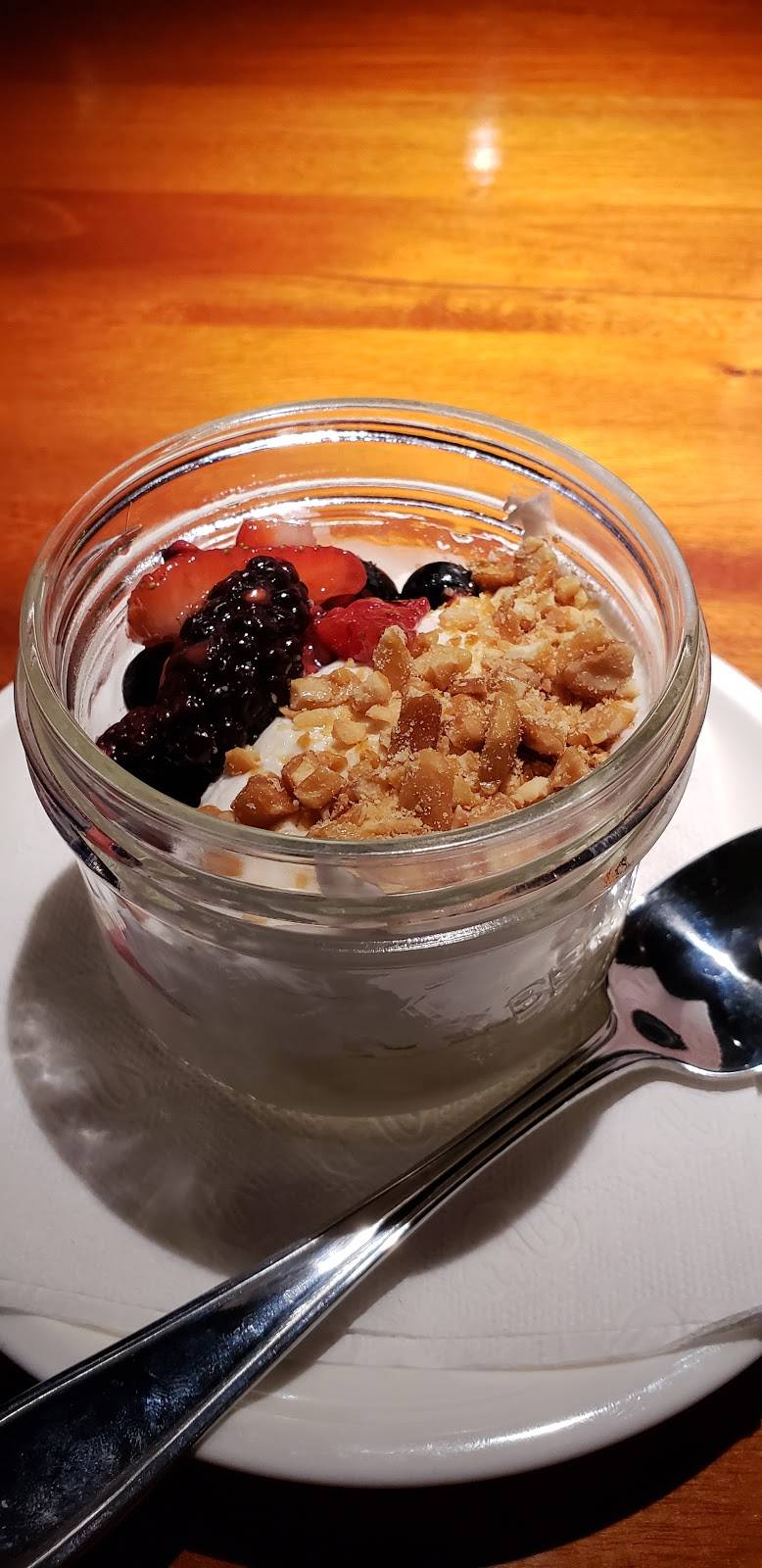 Prohibition Gastrohouse Midtown | restaurant | 40 Eglinton Ave E, Toronto, ON M4P 3A2, Canada | 4164062669 OR +1 416-406-2669