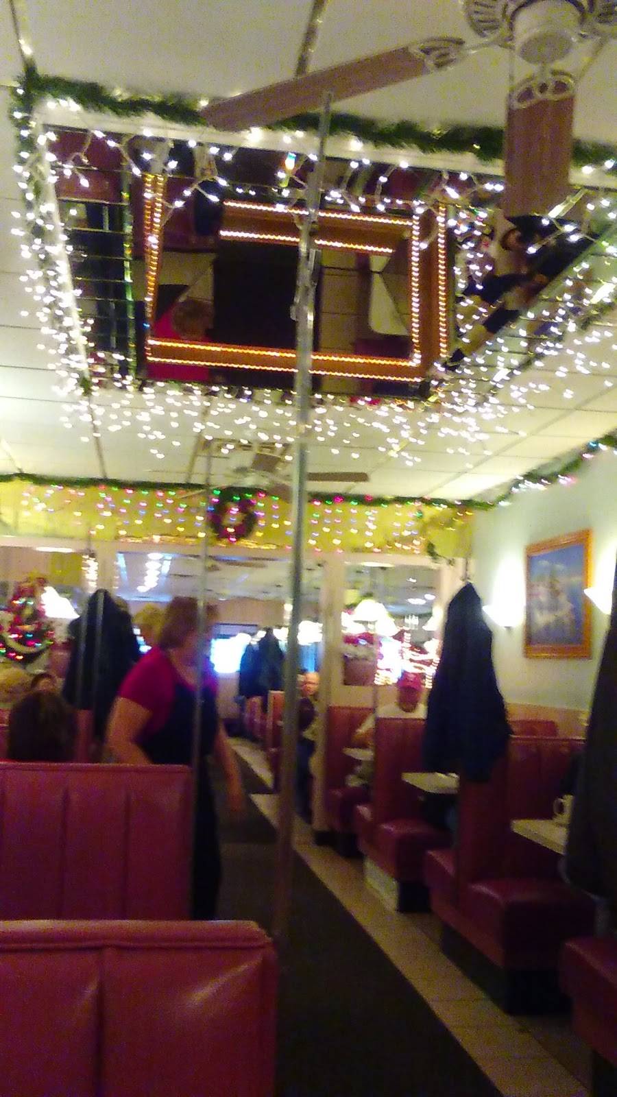 Athenian Restaurant | restaurant | 6824 Torresdale Ave, Philadelphia, PA 19135, USA | 2156244361 OR +1 215-624-4361