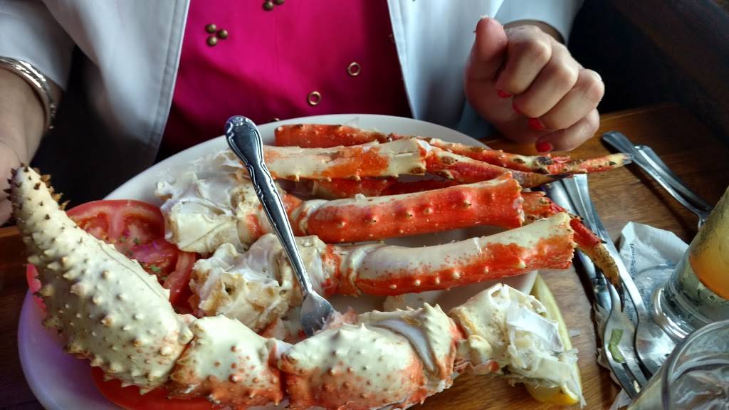 Captain Jacks | night club | 16812 Pacific Coast Hwy, Sunset Beach, CA 90742, USA | 5625922514 OR +1 562-592-2514