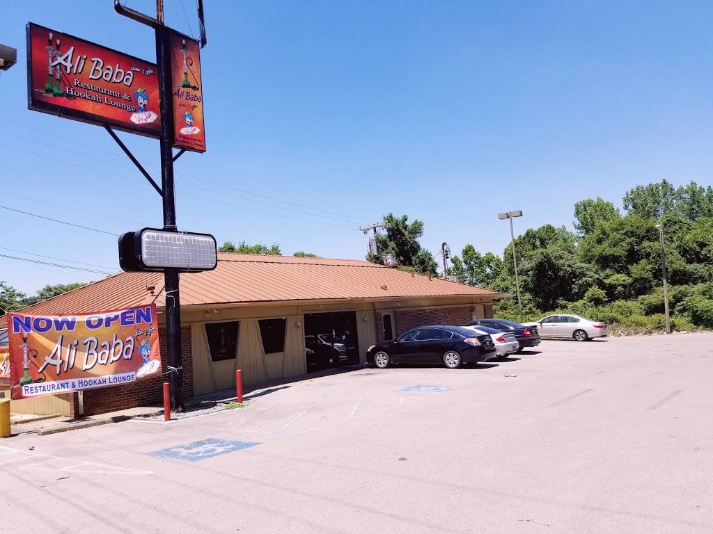 Italiano Pizza | restaurant | 888 Murfreesboro Pike, Nashville, TN 37217, USA | 6155937098 OR +1 615-593-7098