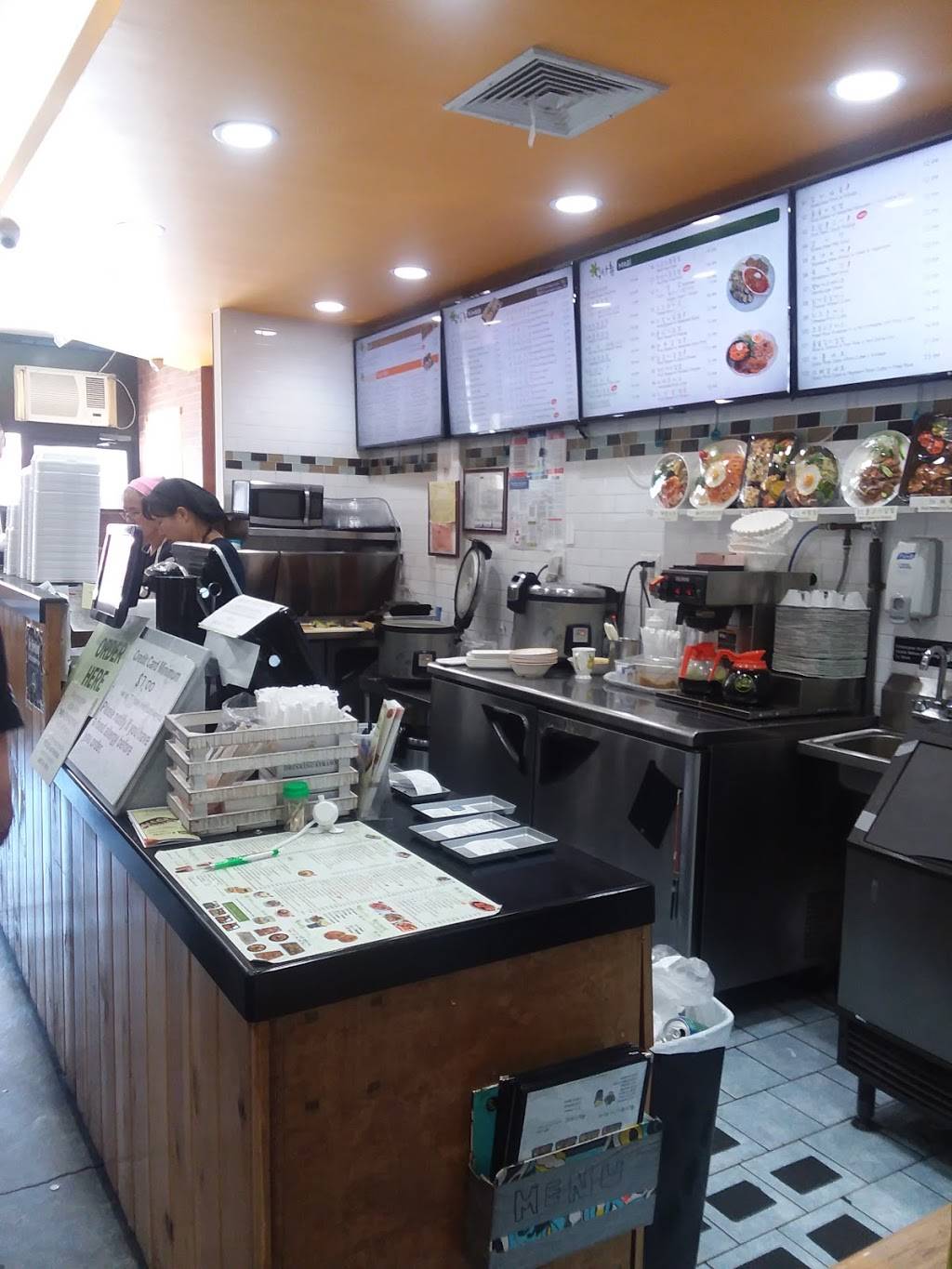 Rolly Kimbab | restaurant | 61-23 Springfield Blvd, Bayside, NY 11364, USA | 3474084172 OR +1 347-408-4172