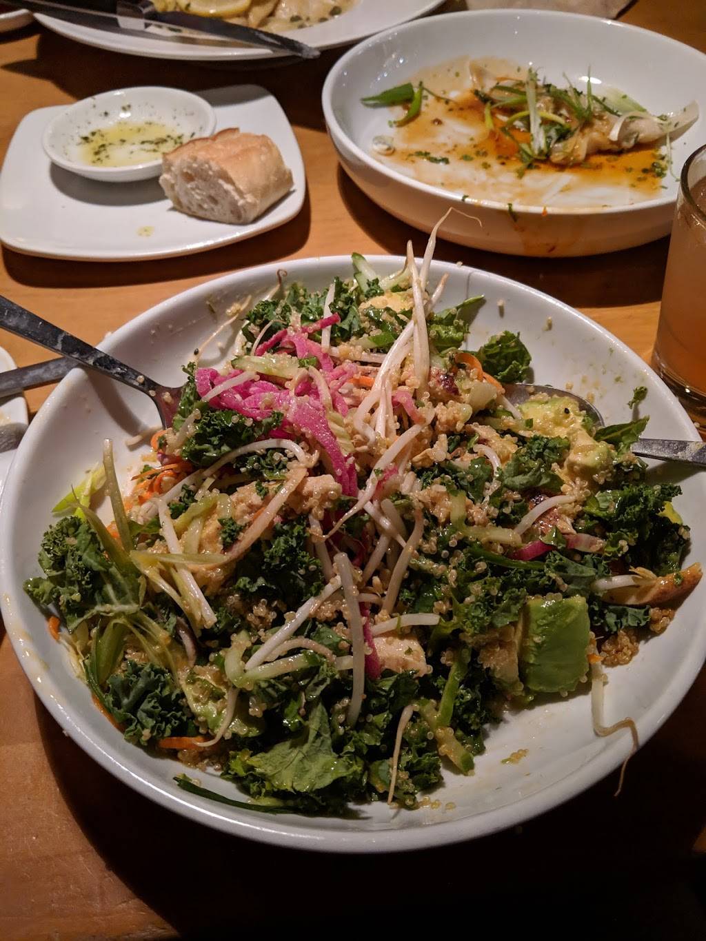 California Pizza Kitchen at Waterford Lakes | restaurant | 695 N. Alafaya Trail, Waterford Lakes Pkwy, Orlando, FL 32828, USA | 4073845689 OR +1 407-384-5689