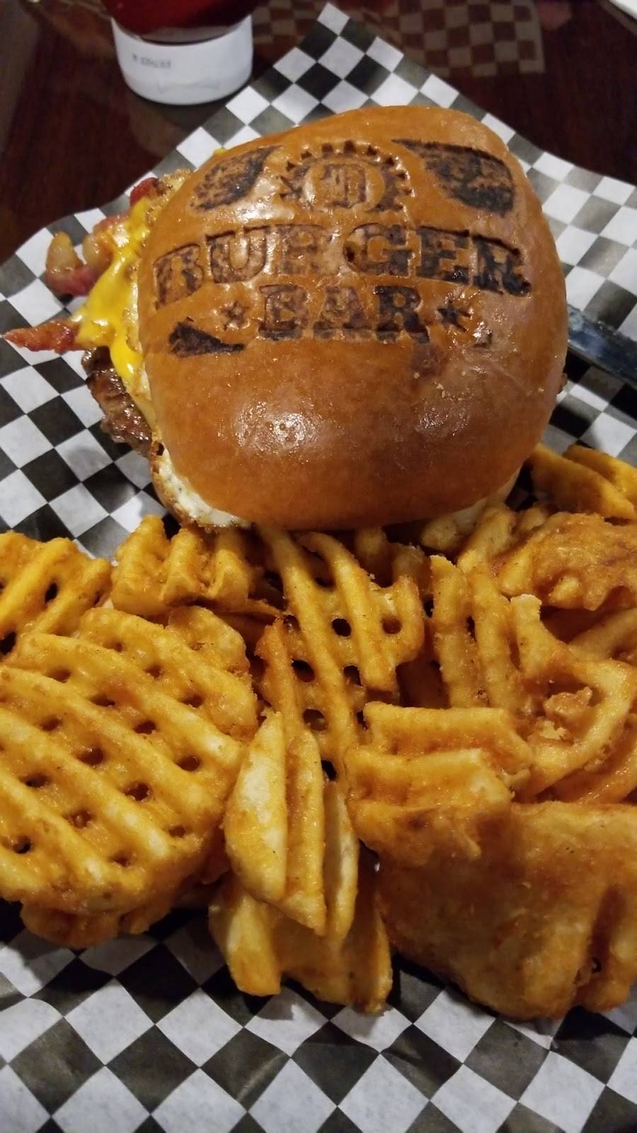 Detroit Burger Bar | restaurant | 32350 W 8 Mile Rd, Farmington Hills, MI 48336, USA | 2489876095 OR +1 248-987-6095