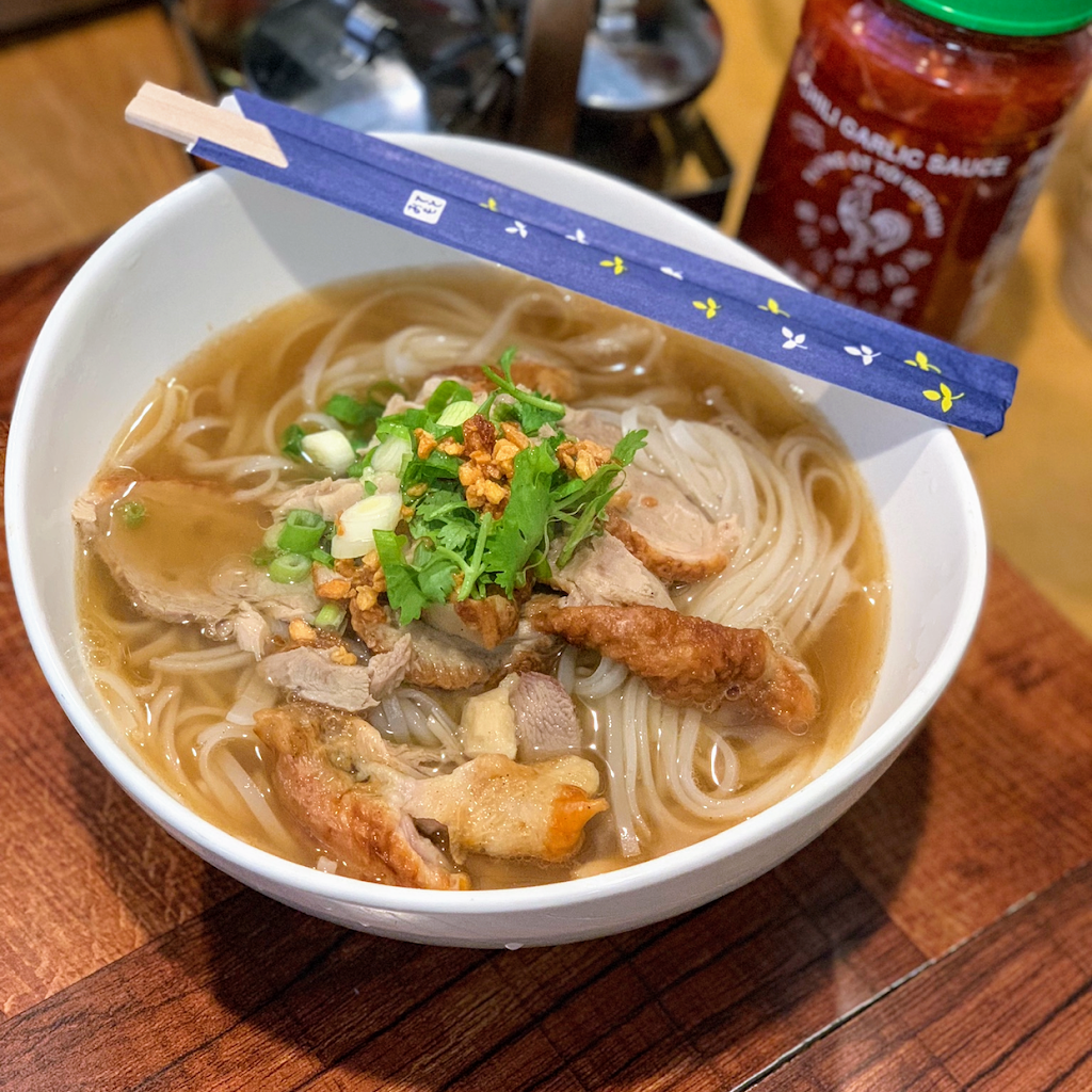 Little Duck Thai Restaurant | restaurant | 57 Granite St, Quincy, MA 02169, USA | 6174793157 OR +1 617-479-3157