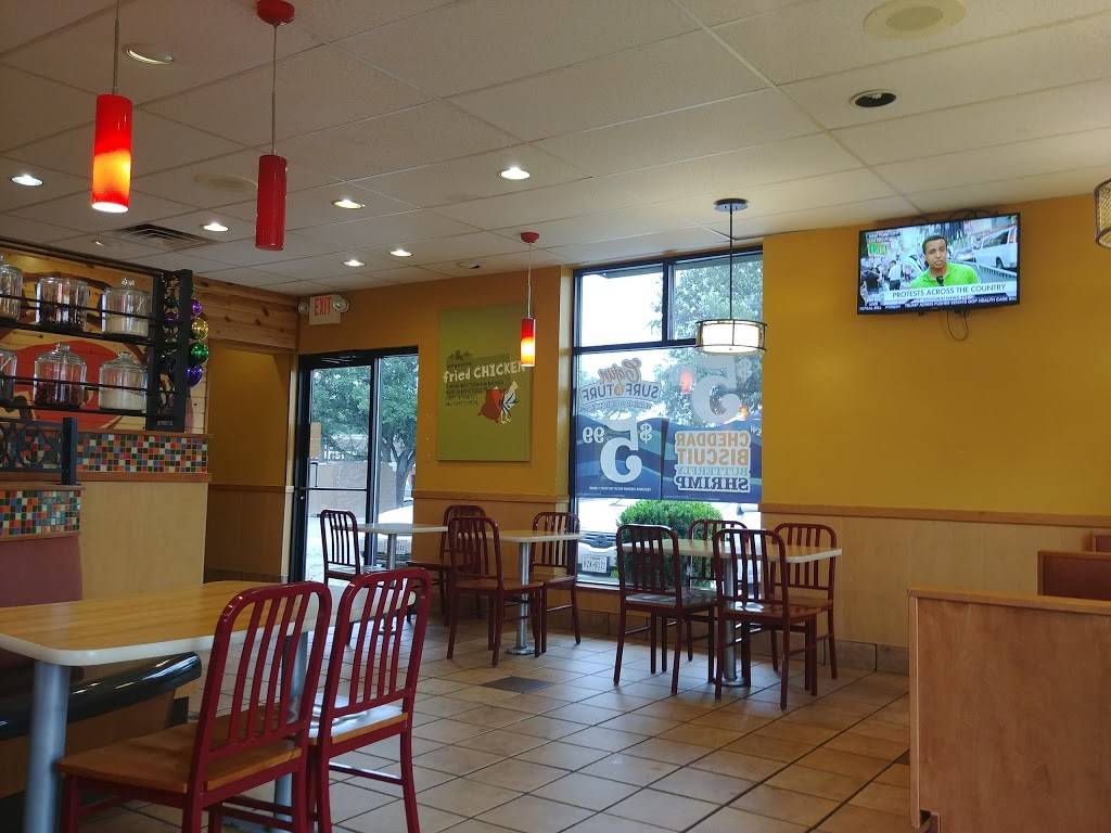 Popeyes Louisiana Kitchen | restaurant | 2320 E Riverside Dr, Austin, TX 78741, USA | 5123839501 OR +1 512-383-9501