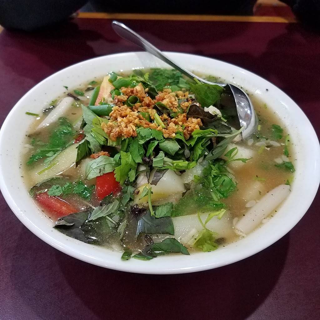 Kolap Restaurant | restaurant | 601 Dale St N, St Paul, MN 55103, USA | 6513366108 OR +1 651-336-6108