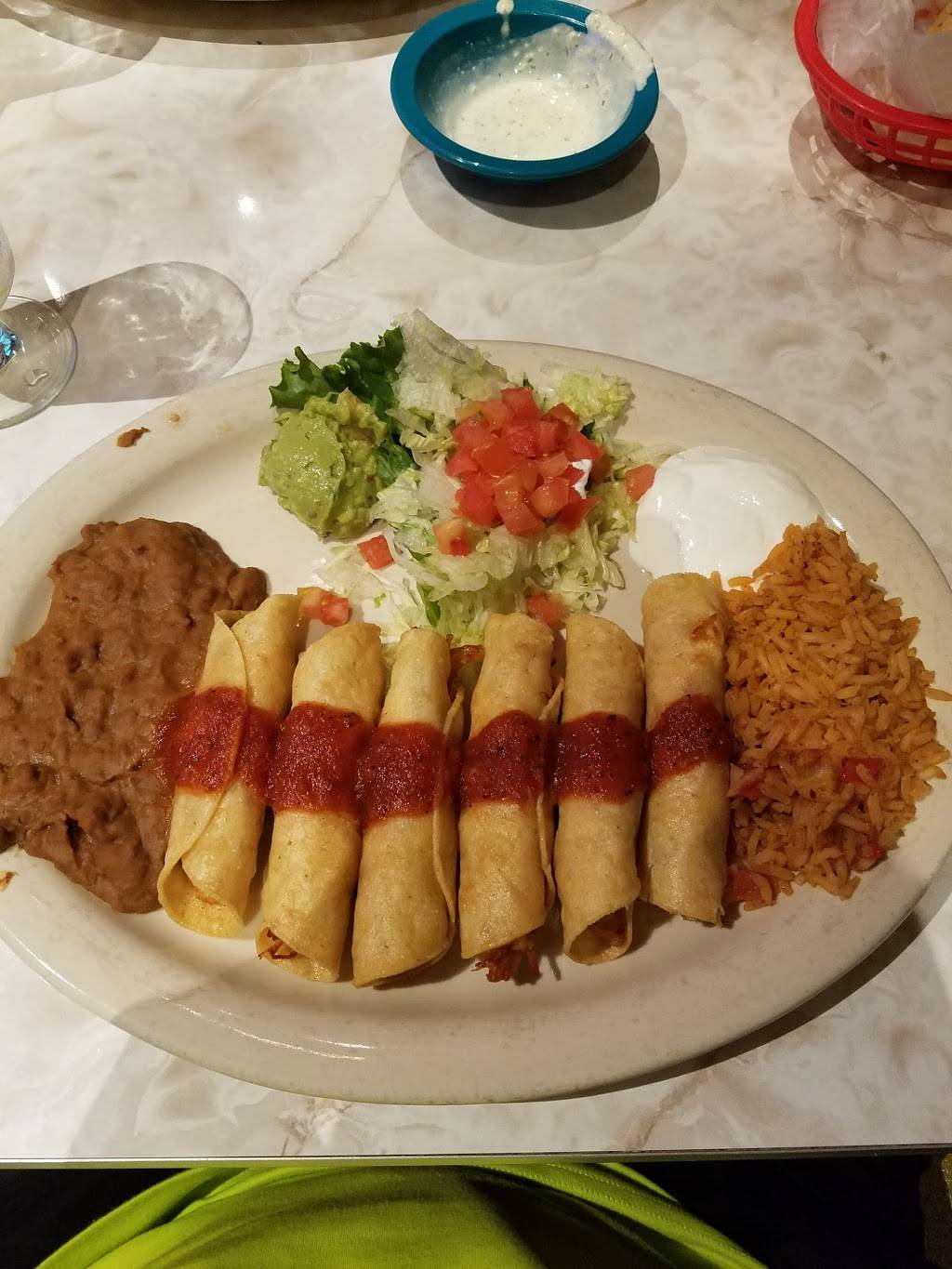 Chuys | restaurant | 1618 Western Blvd, Jacksonville, NC 28546, USA | 9102190330 OR +1 910-219-0330