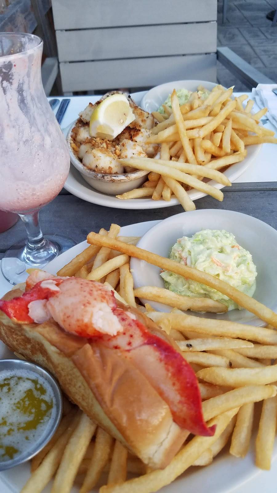 Wee Packet | restaurant | 79 Depot St, Dennis Port, MA 02639, USA | 5083946595 OR +1 508-394-6595