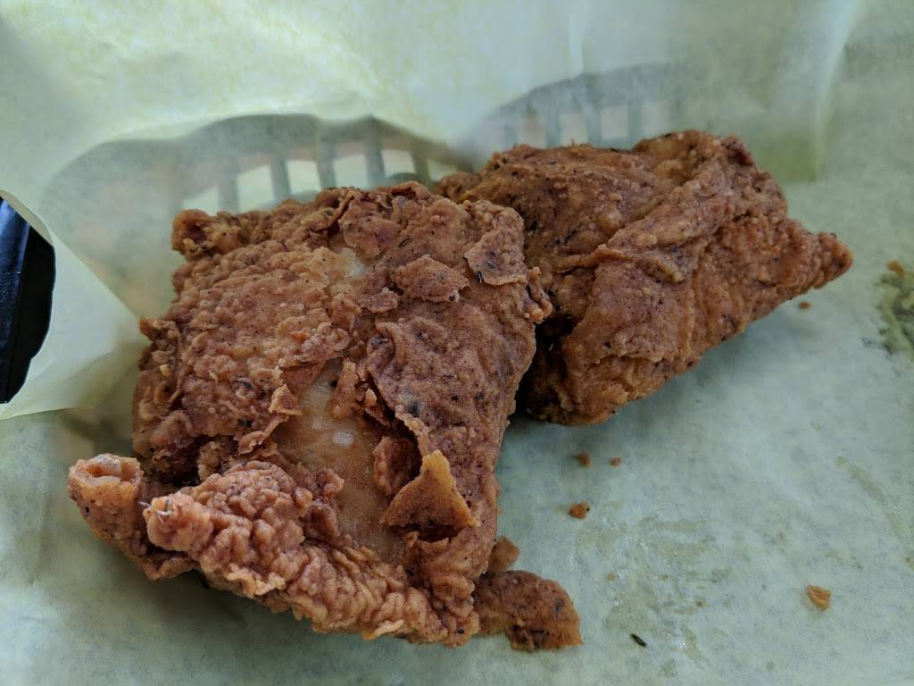 Louisiana Fried Chicken | restaurant | 2405 E 7th St, Long Beach, CA 90804, USA | 5624335359 OR +1 562-433-5359