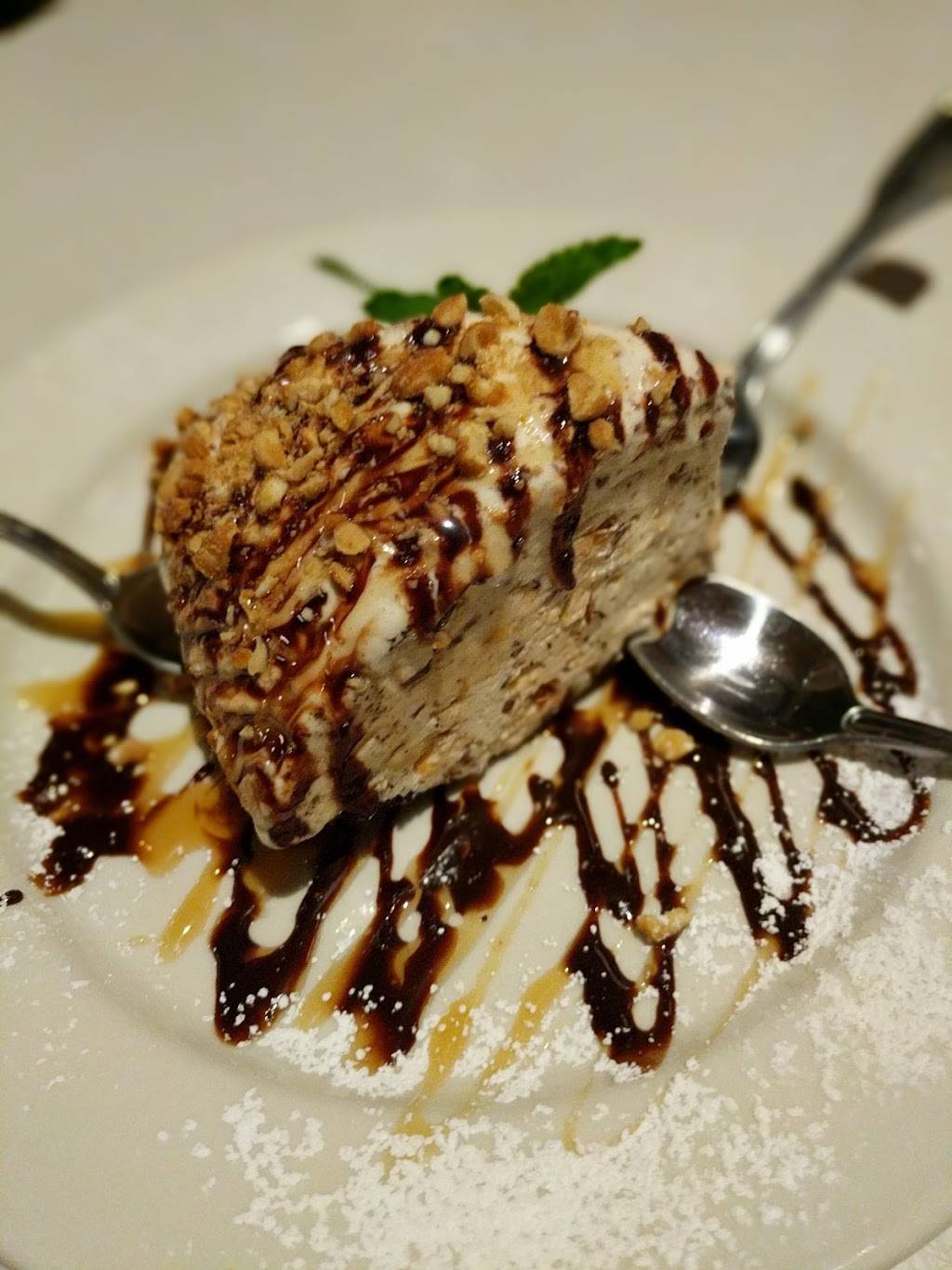 Lucilles Smokehouse Bar-B-Que | restaurant | 40748 Winchester Rd, Temecula, CA 92591, USA | 9517197427 OR +1 951-719-7427